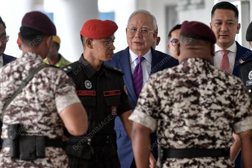 DATUK SERI NAJIB TUN RAZAK
