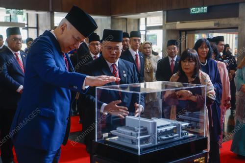 SULTAN NAZRIN SHAH
