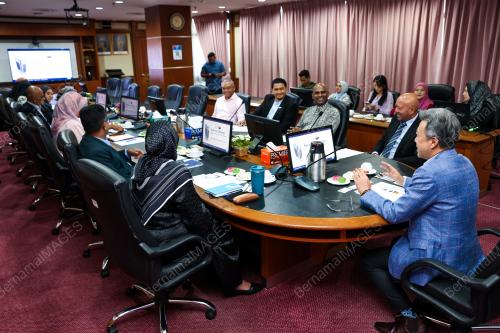 DATUK SERI WONG CHUN WAI