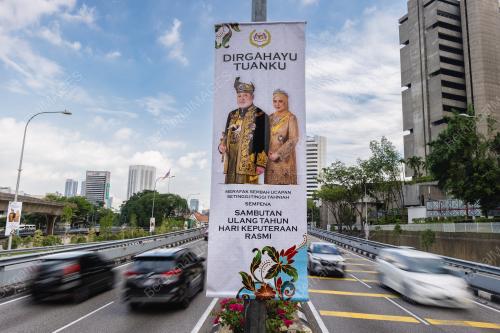 SAMBUTAN ULANG TAHUN HARI KEPUTERAAN RASMI YANG DI-PERTUAN AGONG