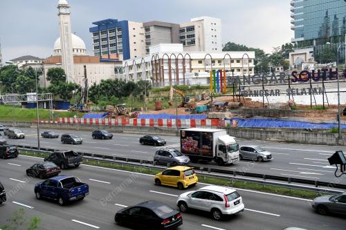 KL39_01112017_BANJIR_PEMBINAAN