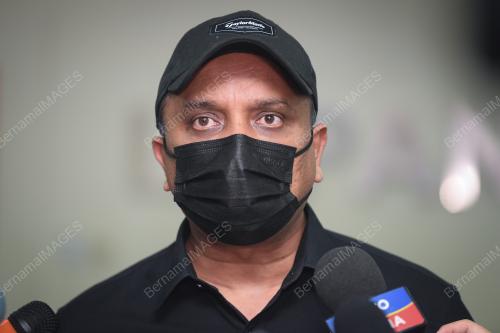 DATUK SERI REEZAL MERICAN NAINA MERICAN