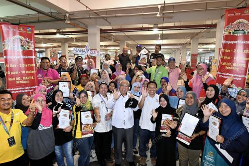 KL39_02122018_FAMA_MAHA_BN201811214307