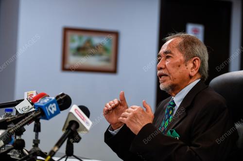 DATUK SERI DR WAN JUNAIDI TUANKU JAAFAR