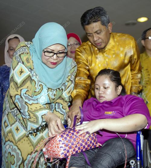 KL39_03122015_HARI_OKU