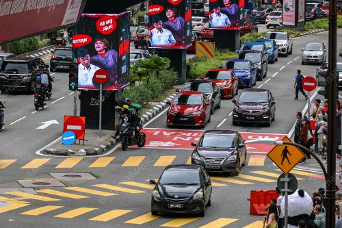 PERTUKARAN JALAN DUA HALA