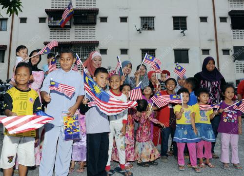 KL39_04082012_GEMBIRA