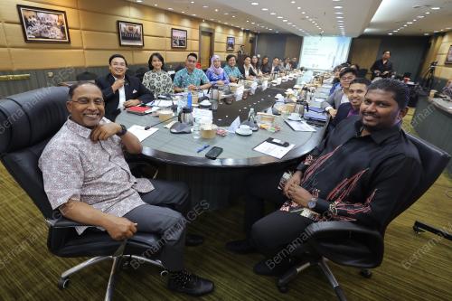 DATUK SERI DR ZAMBRY ABDUL KADIR