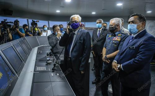 DATUK SERI ISMAIL SABRI YAAKOB