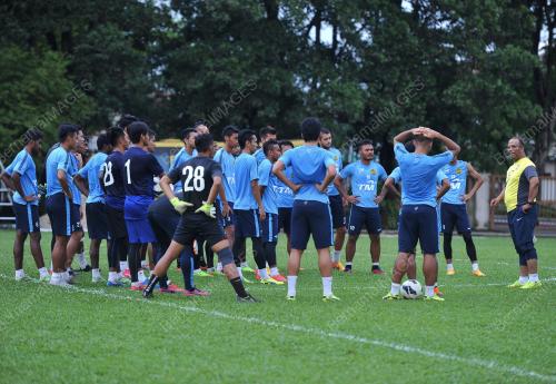 KL39_05062015_BOLA