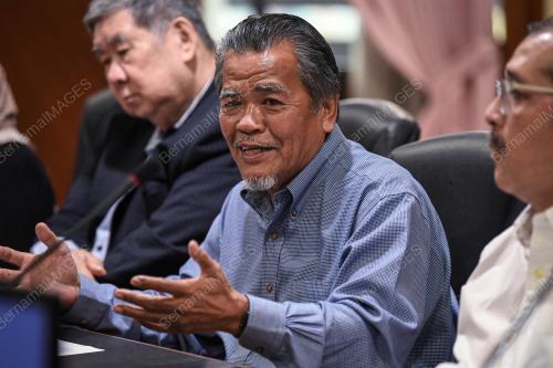 DATUK MUSTAPA OMAR
