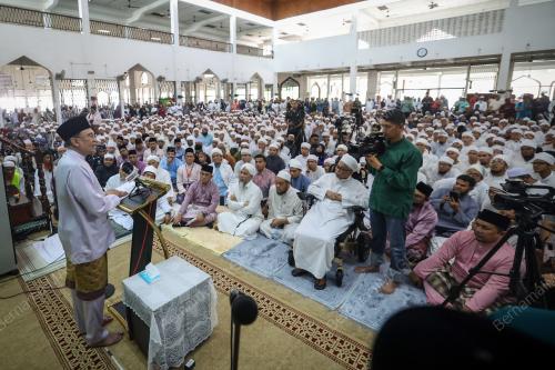 DATUK SERI ANWAR IBRAHIM
