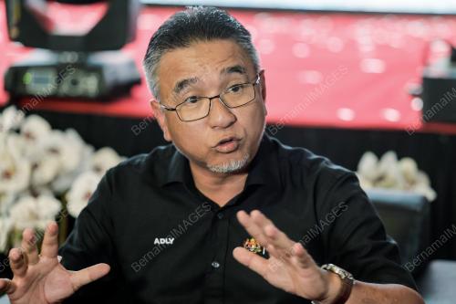 ADLY ZAHARI