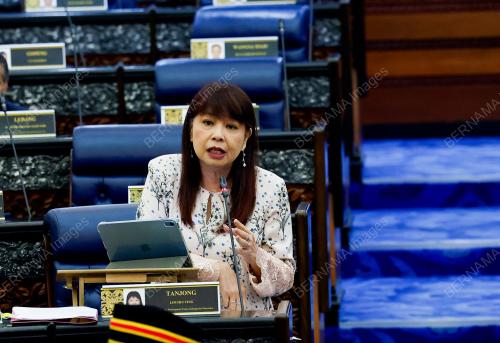 LIM HUI YING