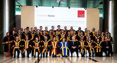 KL39_06112015_BANKER