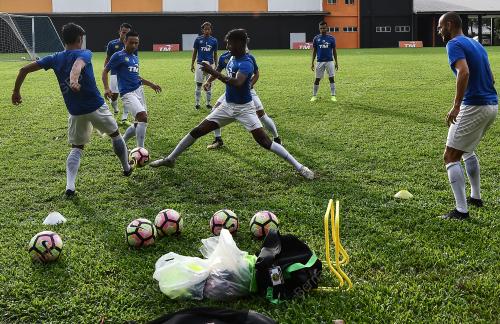 KL39_06112017_LATIHAN_BN201711030325