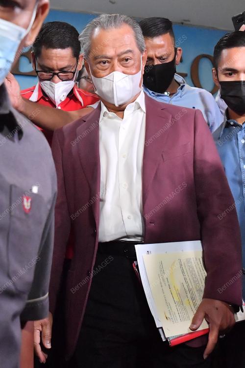 TAN SRI MUHYIDDIN YASSIN