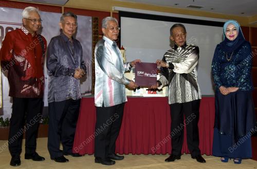 KL39_07042015_BUKU