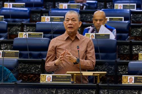 DATUK SERI FADILLAH YUSOF