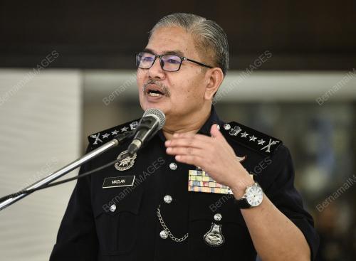 DATUK SERI MAZLAN LAZIM