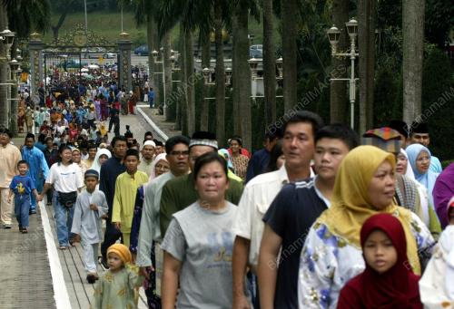 TUANKU SYED SIRAJUDDIN SYED PUTRA JAMALULLAIL