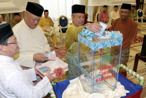 KL39_08072013_TABUNG_ATM