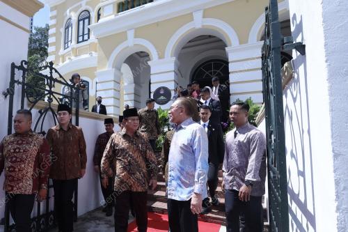 DATUK SERI ANWAR IBRAHIM