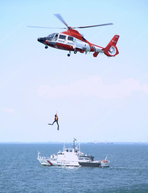 LATIHAN MARITIM PERKASA