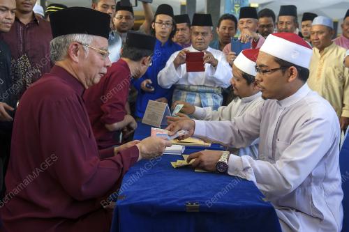 KL39_09072015_ZAKAT