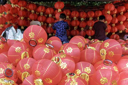 TANGLUNG TAHUN BAHARU CINA