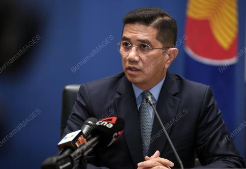 DATUK SERI MOHAMED AZMIN ALI