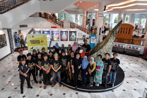 ACARA PEMBIKINAN TANJAK & PERASMIAN TANJAK TERBESAR MALAYSIA DAN DUNIA