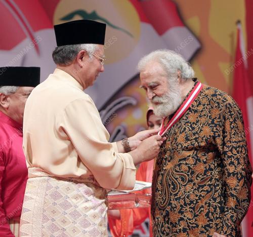 DATUK SERI MOHD NAJIB TUN ABDUL RAZAK