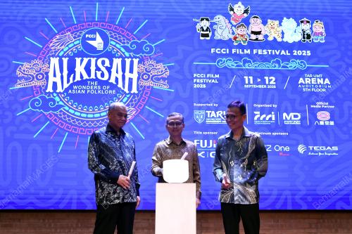 DATUK FAHMI FADZIL