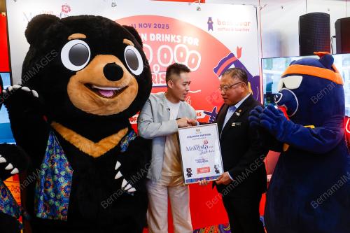 DATUK SERI TIONG KING SING