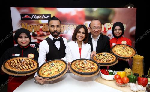 KL39_12814_PIZZA_HUT_12082014