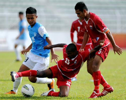 KL39_13022012_BOLA