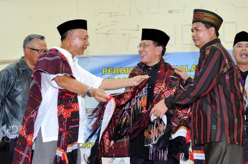 KL39_14062012_RAIS1