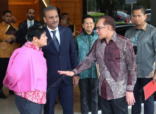 DATUK SERI ANWAR IBRAHIM