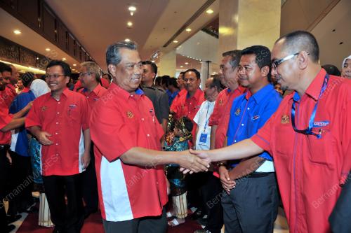 TAN SRI MUHYIDDIN YASSIN