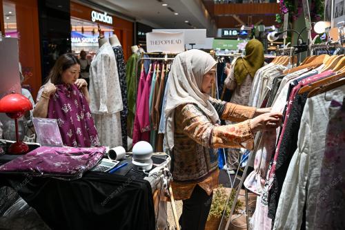 KL39_15032026_SHOPPING_RAYA