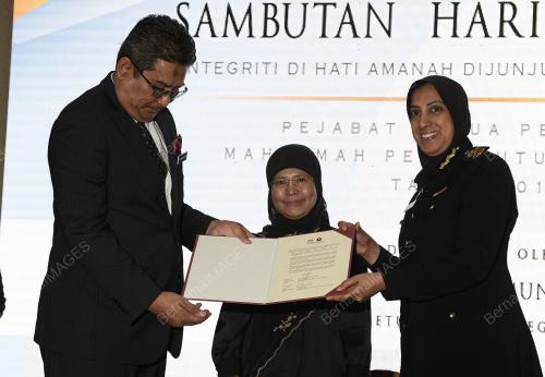 KL39_15102019_HAKIM_SPRM_BN201910144326