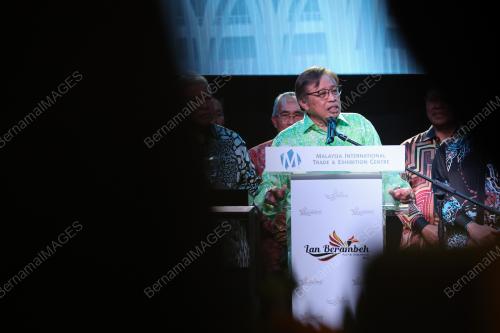 TAN SRI ABANG JOHARI TUN OPENG