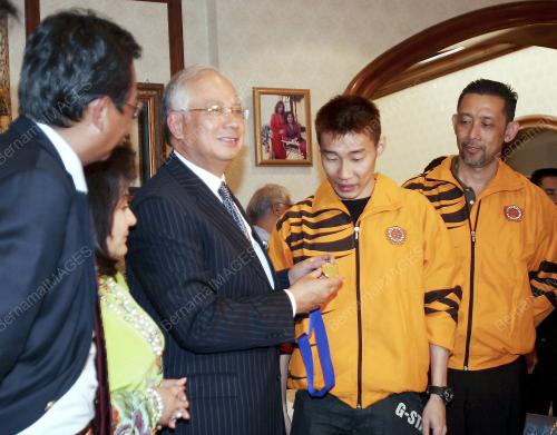 MOHD NAJIB TUN RAZAK
