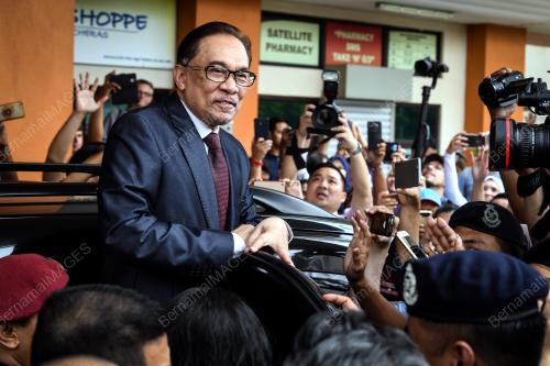 KL39_16052018_ANWAR