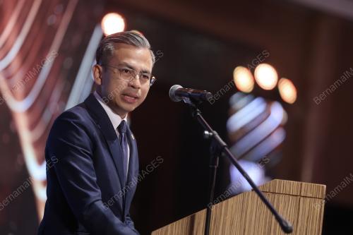 FAHMI FADZIL