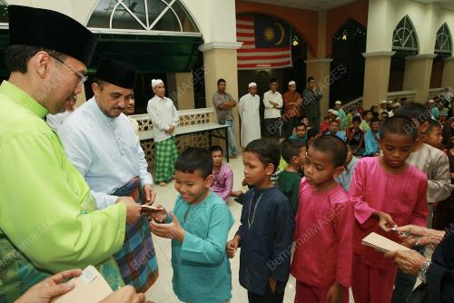 ZULHASNAN RAFIQUE
