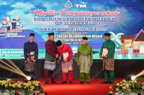 DATUK MOHD NASRI OMAR