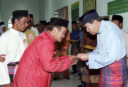 SULTAN SHARAFUDDIN