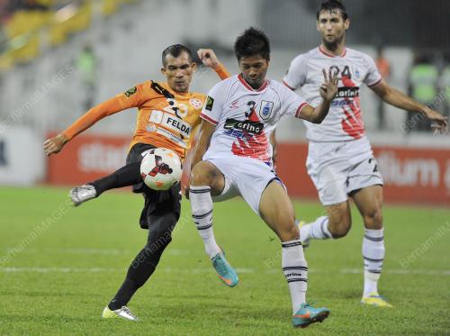 KL39_18042014_BOLA
